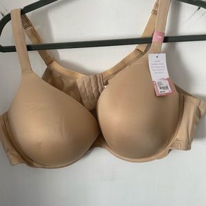 Cacique bra size 50B
